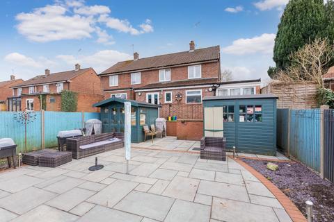 3 bedroom semi-detached house for sale, Close to Town & Station, Maidenhead