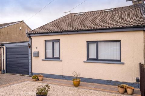 3 bedroom semi-detached bungalow for sale, Hainsworth Moor Crescent, Queensbury