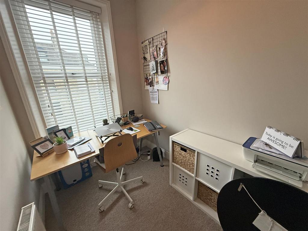 Bedroom 3.jpg