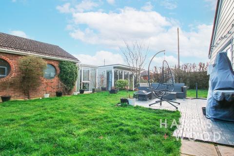 3 bedroom detached house for sale, Station Road, Alresford, Essex, CO7