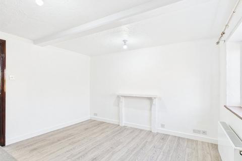 2 bedroom terraced house to rent, Padstow, Cornwall