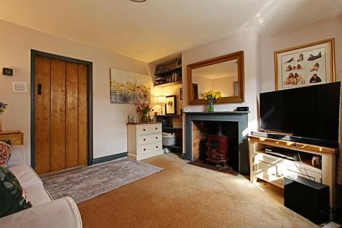 2 bedroom house for sale, Charles Street, Tring