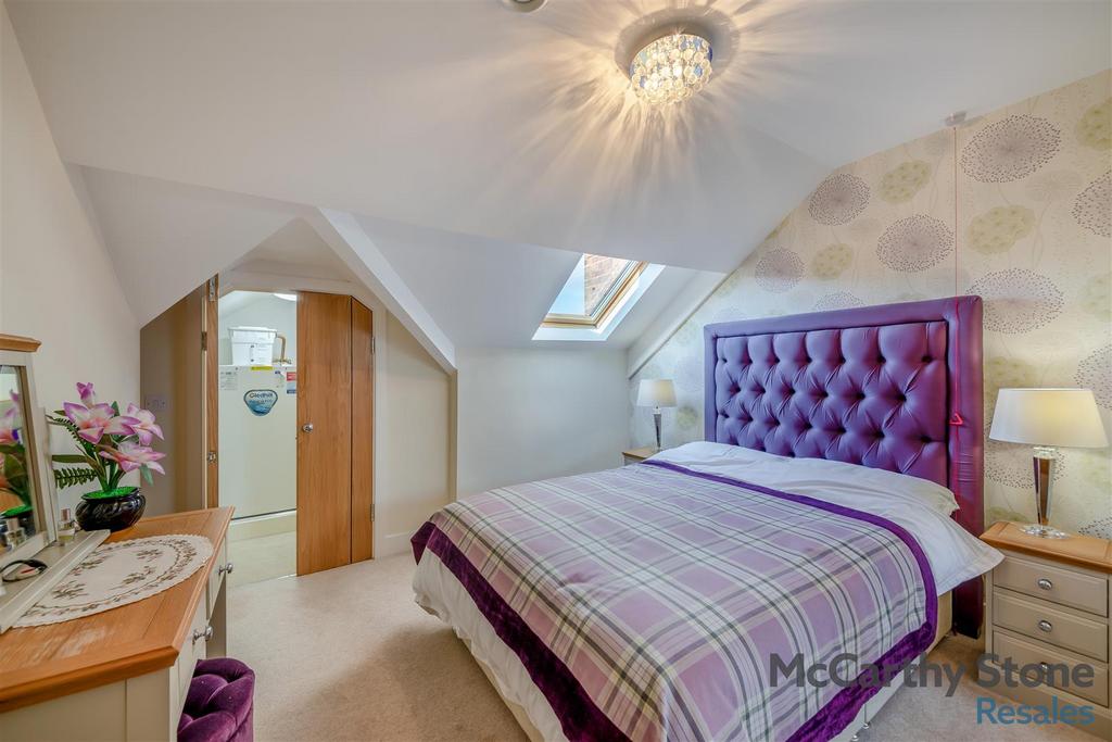 8637680-interior04.jpg