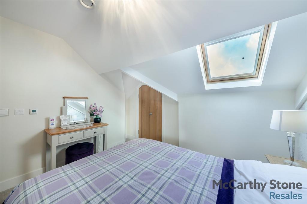 8637680-interior08.jpg