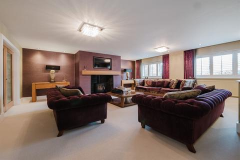 5 bedroom detached house for sale, Northwich Road, Cranage