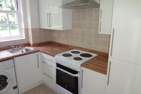 2 bedroom flat to rent, Leigh Hunt Drive, Southgate N14 6DJ