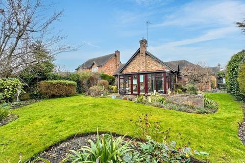 3 bedroom bungalow for sale, Home Farm Close, East Hendred, Wantage, OX12