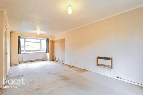 8 Embleton Road, Headley Down, Bordon, GU35 8AJ