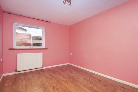 2 bedroom flat for sale, Queens Court, Gateshead NE8