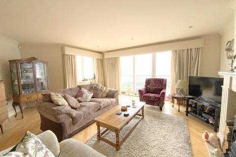 2 bedroom apartment for sale, The Waterfront Queens Parade, Cleethorpes