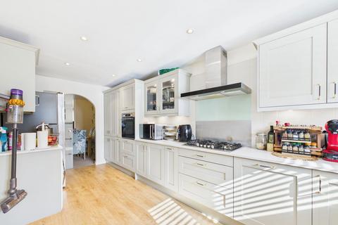 4 bedroom townhouse for sale, Rickmansworth Road, Watford, WD18 7JG