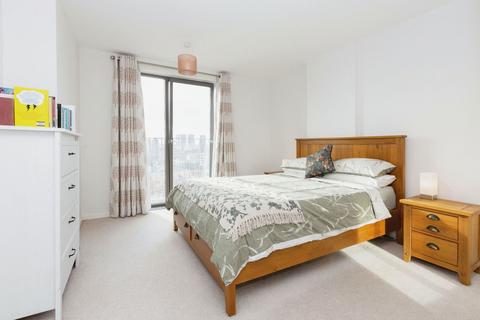 2 bedroom flat for sale, Pioneer Court, Hammersley Road, London, E16 1TQ