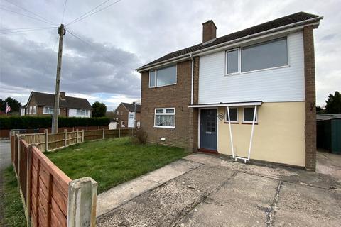 3 bedroom semi-detached house to rent, Matlock Avenue, Dawley, Telford, Shropshire, TF4