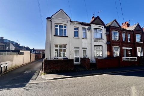 3 bedroom end of terrace house for sale, North Road, Southall UB1