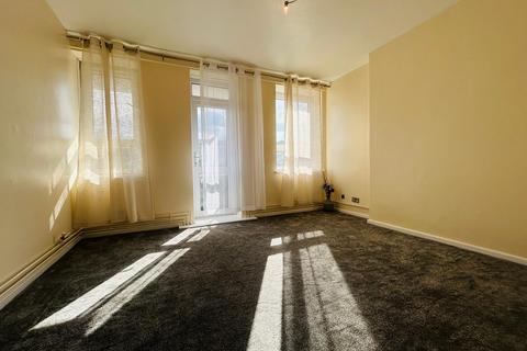 1 bedroom flat to rent, Springfield, London E5