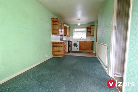 2 bedroom end of terrace house for sale, Mickleton Close, Oakenshaw, Redditch