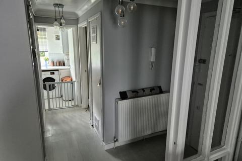 undefined, at Lowden Road, Southall, Southall UB1