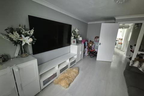 undefined, at Lowden Road, Southall, Southall UB1