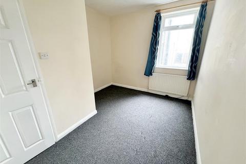 1 bedroom flat for sale, Alexandra Road, Grimsby, N.E. Lincs, DN31 1RW