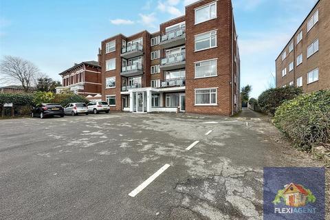 3 bedroom apartment for sale, Argyle Road, Southport PR9