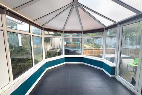5 bedroom semi-detached house for sale, Denton Road, Denton Burn, Newcastle upon Tyne, NE15