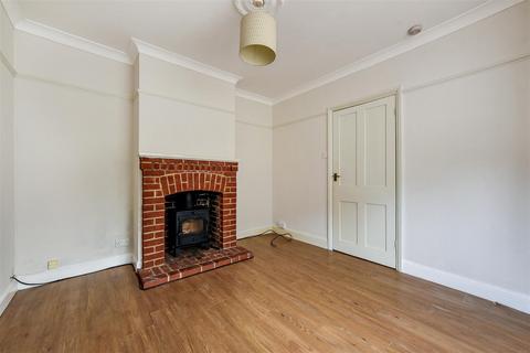 2 bedroom semi-detached house for sale, Whyke Road, Chichester