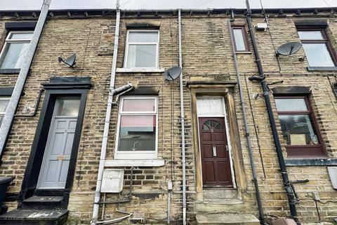 1 bedroom terraced house for sale, George Street, Brighouse HD6