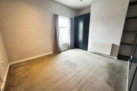 1 bedroom terraced house for sale, George Street, Brighouse HD6