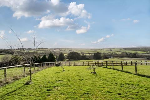 3 bedroom semi-detached house for sale, Catherston Close, Frome, BA11