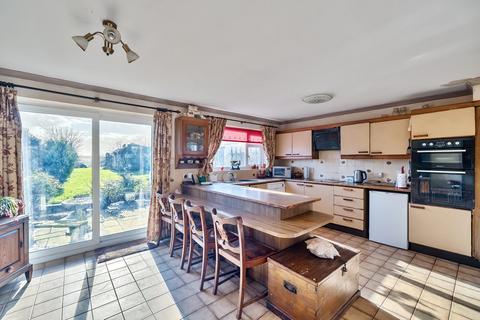 3 bedroom semi-detached house for sale, Catherston Close, Frome, BA11