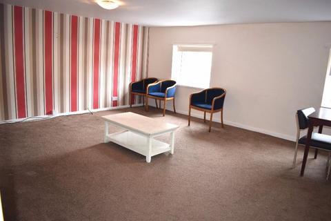 2 bedroom flat to rent, Shields Road, Newcastle upon Tyne NE6