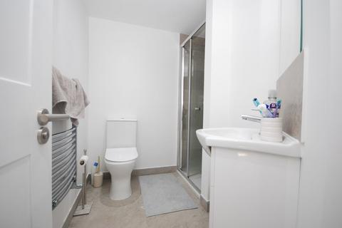 1 bedroom flat to rent, Mossbury Road, London SW11