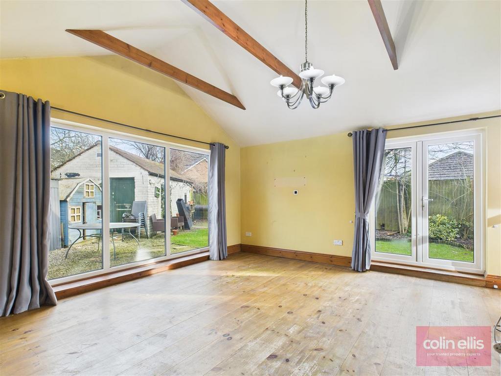 CAM05075 G0-PR0050-STILL011.jpg