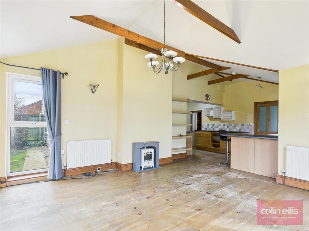 CAM05075 G0-PR0050-STILL010.jpg