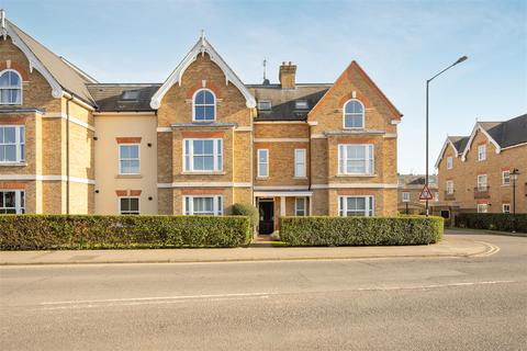 Greenwich Court, Windsor