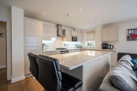 undefined, Greenwich Court, Windsor