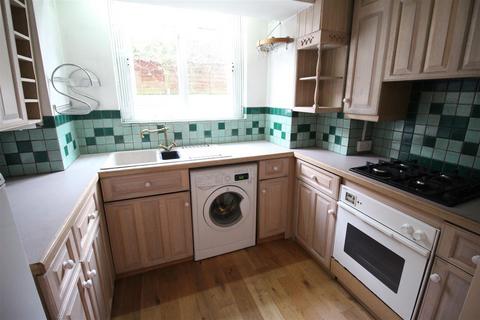 1 bedroom apartment to rent, Alexander Street, London