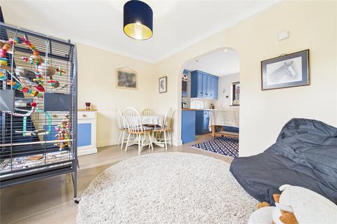 Els Bels Bunces Lane, Burghfield Common, Reading, RG7 3DG