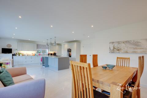 4 bedroom detached house for sale, West Mersea