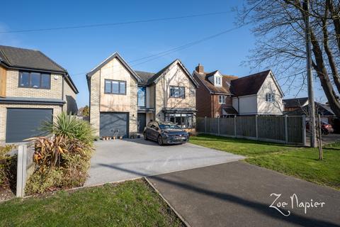 4 bedroom detached house for sale, West Mersea