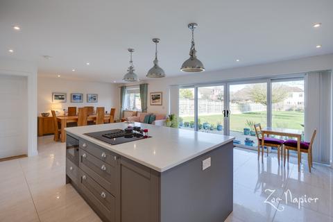 4 bedroom detached house for sale, West Mersea