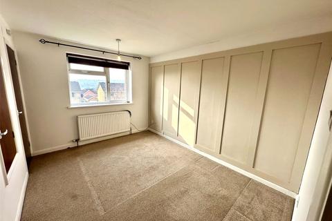 2 bedroom semi-detached house to rent, Burbage Close, Derbyshire DE56