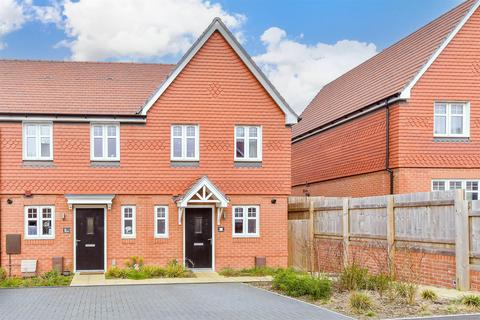 2 bedroom end of terrace house for sale, Nine Acres, Chichester PO19