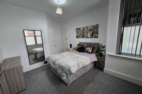 1 bedroom in a house share to rent, Plane Street,  Hull, HU3