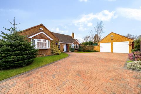 3 Highfields, Barrowby, Grantham, NG32 1BG
