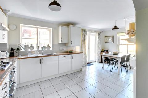 19 Bircham Close, Wroxham, Norwich, NR12 8FD