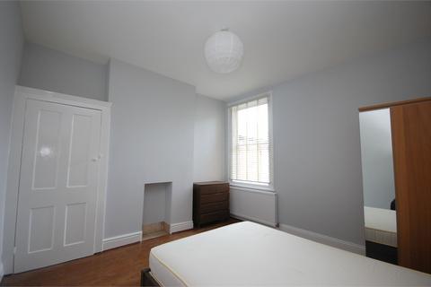 2 bedroom flat to rent, Furness Road, Kensal Green, London, NW10