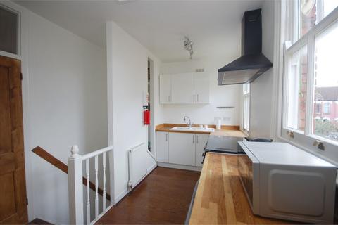 2 bedroom flat to rent, Furness Road, Kensal Green, London, NW10