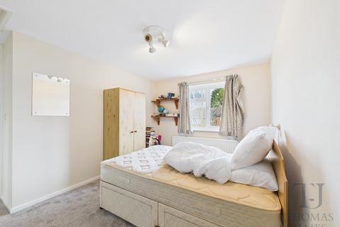 15 Grainger Avenue, West Bridgford, Nottingham, NG2 7AS