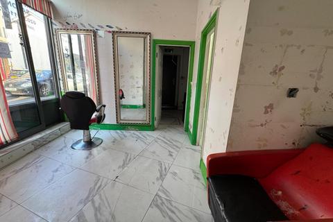 Shop to rent, Croydon CR0